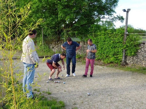 Le Sud pétanque, Paris arbitre