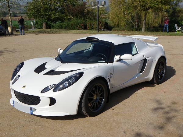 exige front.jpg