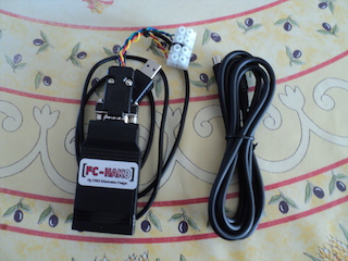 Cables d'interface entre un PC et un Power FC = FC Hako